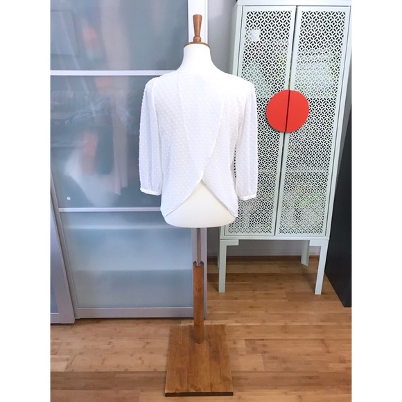 UO Pins and Needles Clip Dot Tulip Blouse - Picture 2 of 6